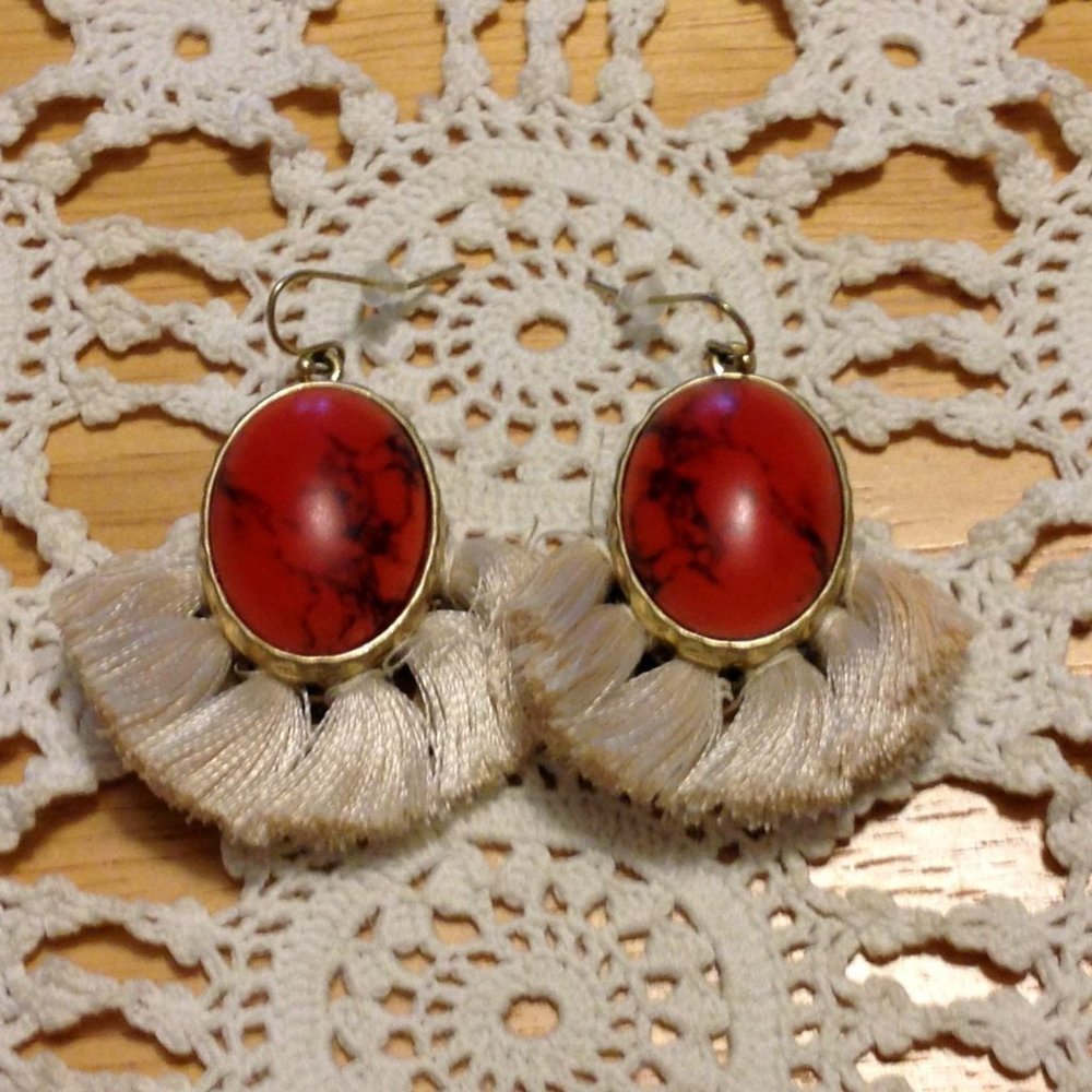 Plunder Earrings - Women's Jewelry, marbled earrings with cream fringe
